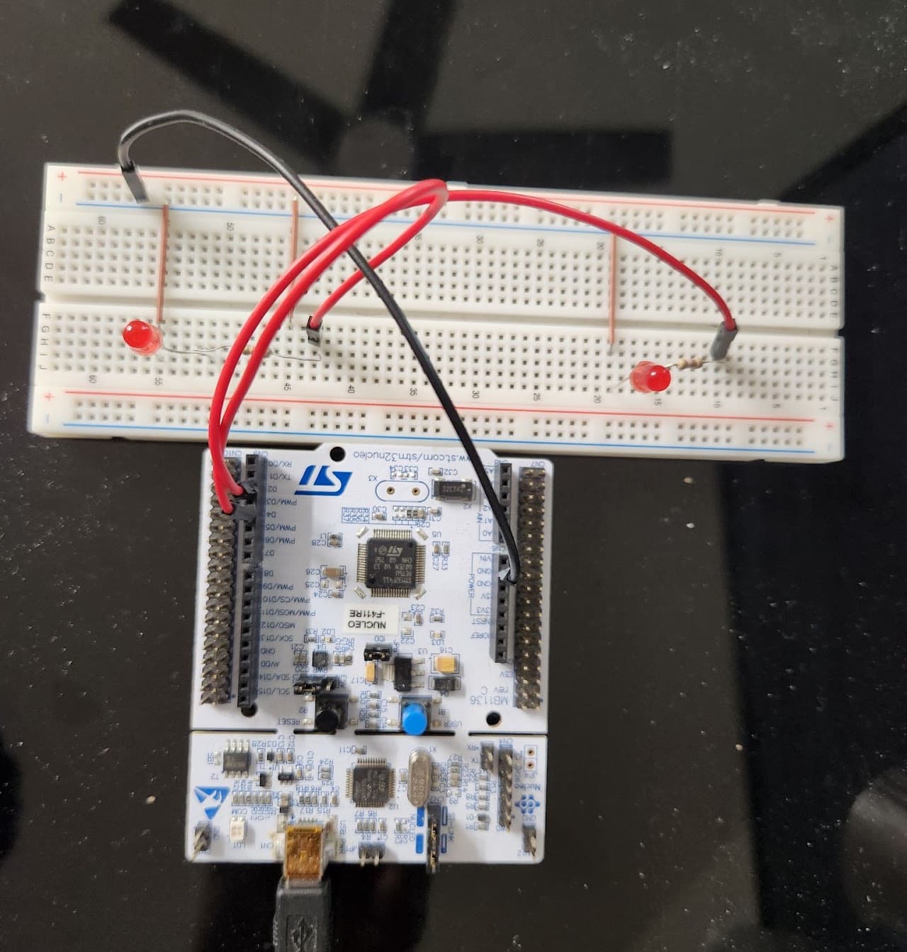 Blink LEDs Using RTOS Functions, image 1 of 1